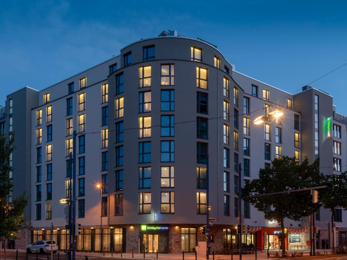 Holiday Inn Express - Offenbach By Ihg エクステリア 写真