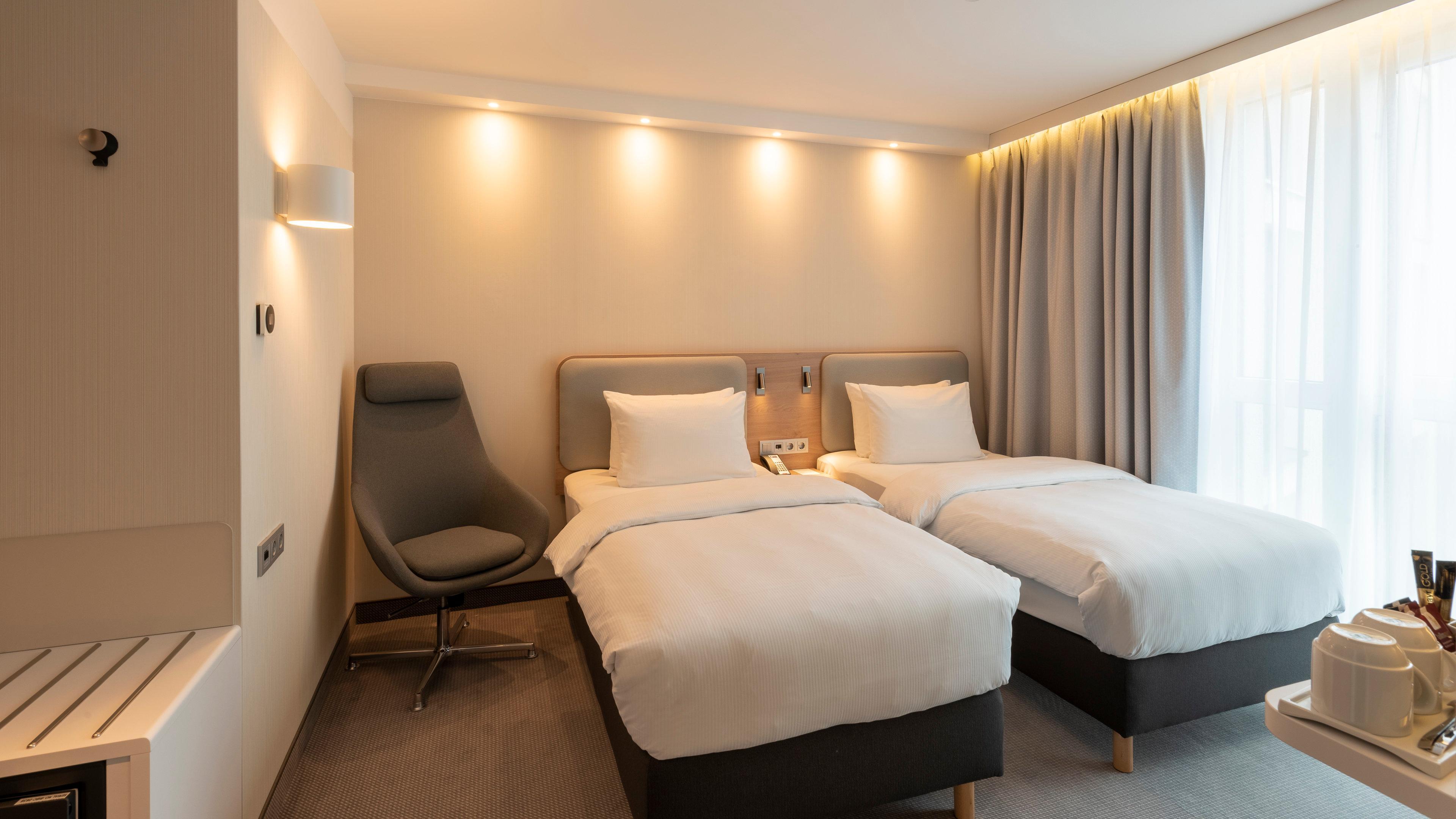 Holiday Inn Express - Offenbach By Ihg エクステリア 写真